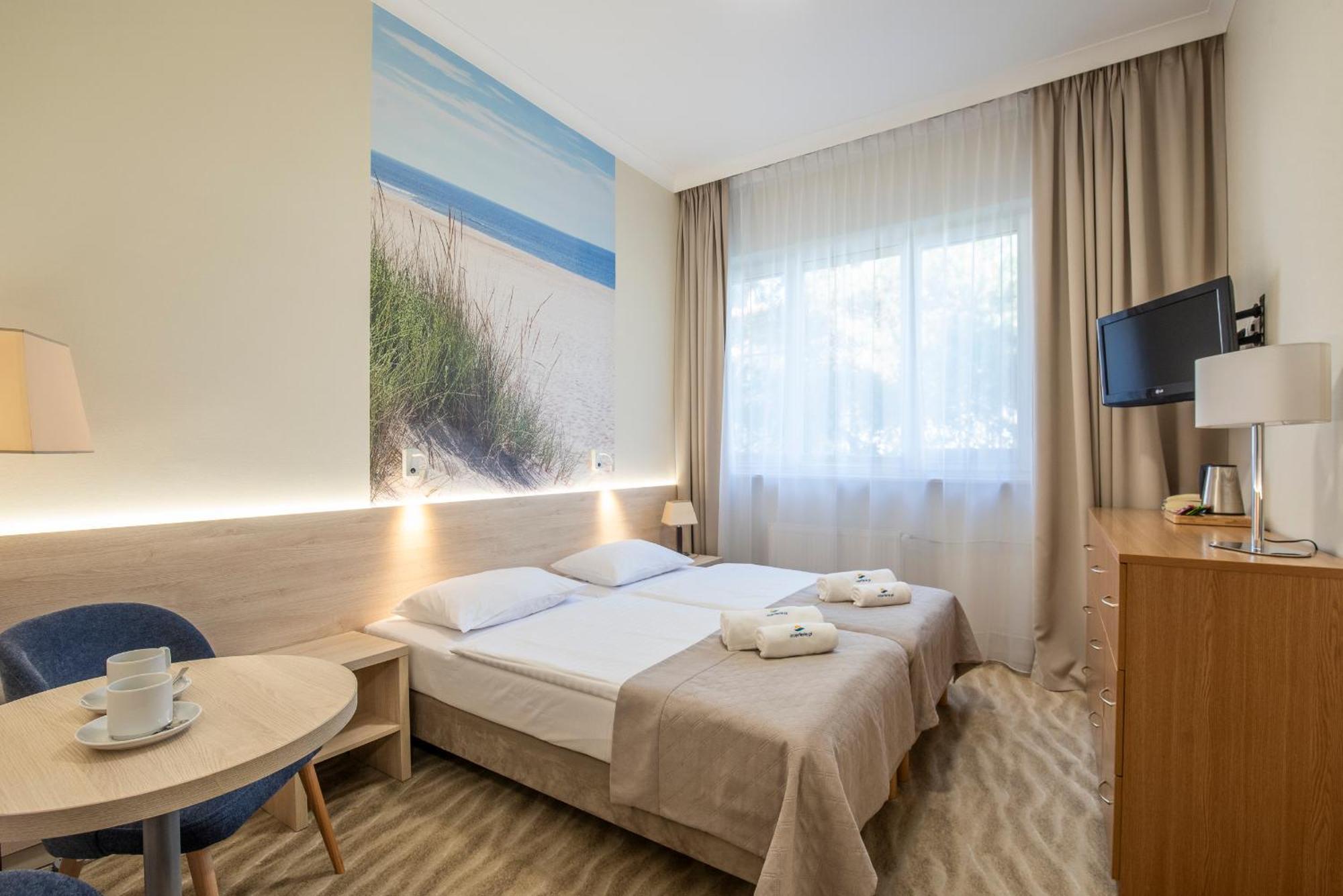 Interferie Cechsztyn Hotel Ustronie Morskie Kültér fotó