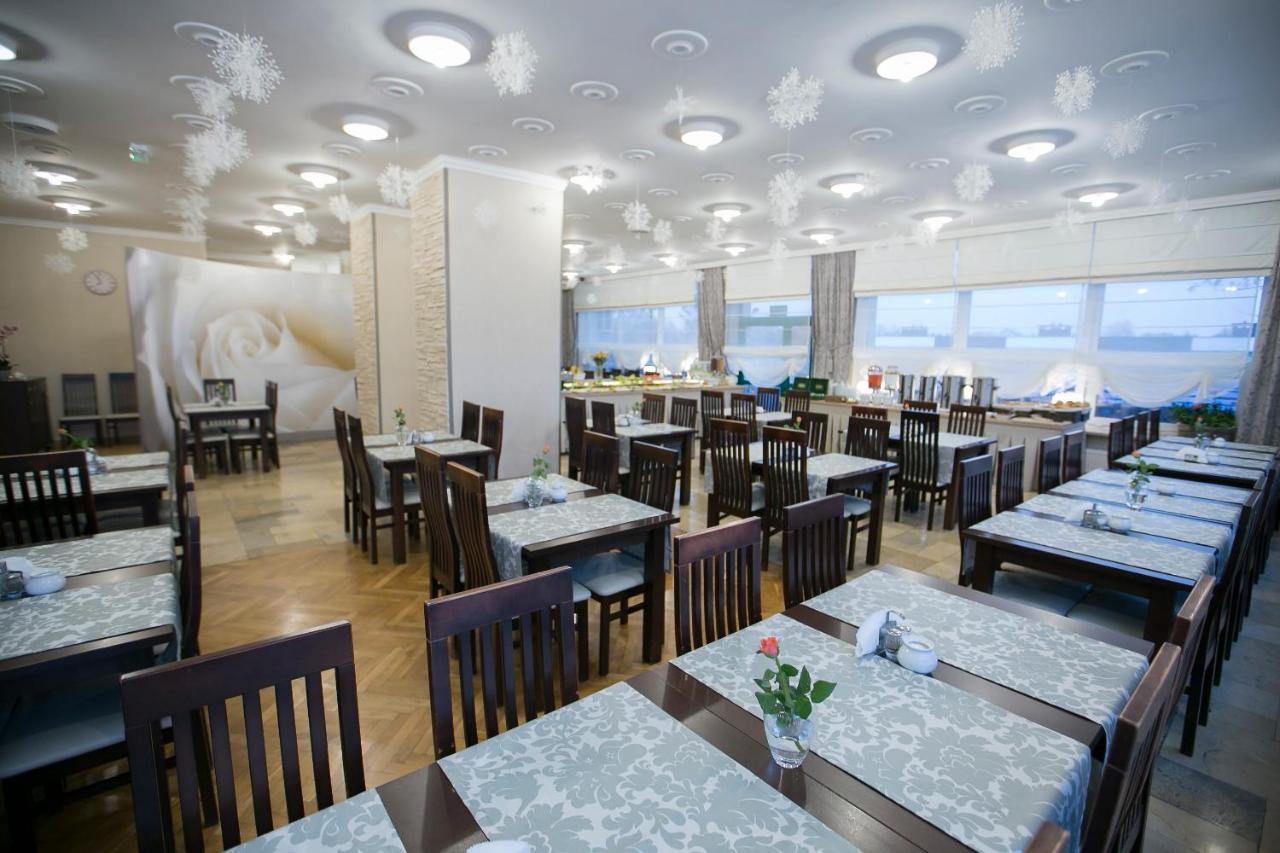 Interferie Cechsztyn Hotel Ustronie Morskie Kültér fotó