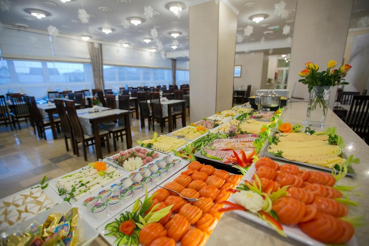 Interferie Cechsztyn Hotel Ustronie Morskie Kültér fotó
